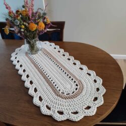 Owalny Bieżnik na stół szydełkowy - 50 cm x 110 cm - Różne Kolory