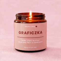 Świeca sojowa z napisem graficzka, pomysł na pachnący prezent dla grafika