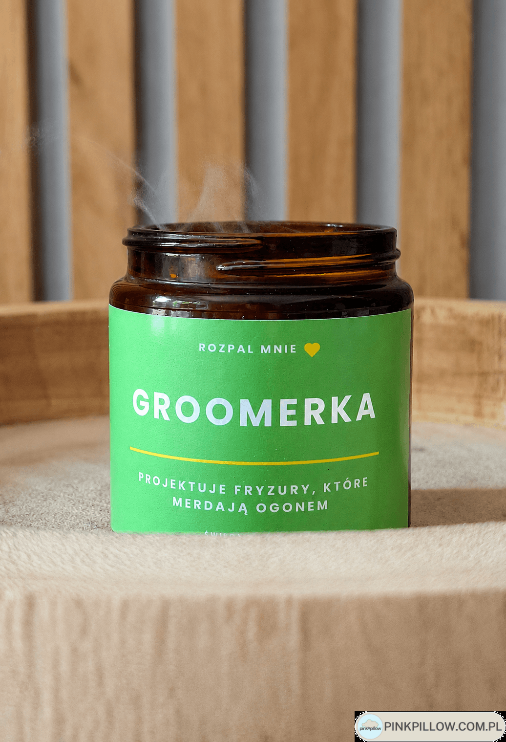 Świeczka z napisem Prezent dla Grommerki - Różne Zapachy - obrazek 3